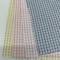 Tissu léger en rayonne et polyester mélangés, 105-110 g/m², doux et fluide, idéal pour chemises, robes, chemisiers et doublures d'habillement d'été