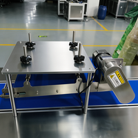 Machine de remplissage semi-automatique de bâtons de colle thermofusible avec système de capuchonnage par pression et cadre en acier inoxydable