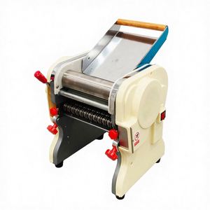 Nueva Máquina Laminadora de Masa Semiautomática de 550W con Cuchillas Intercambiables para Pasta, Fideos y Hojas de Pastelería - Product Image 2