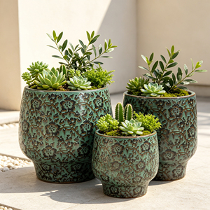 Ensemble <span class=keywords><strong>de</strong></span> 3 pots en céramique vert sauge à motif floral en relief pour plantes d'intérieur, décoration <span class=keywords><strong>de</strong></span> la maison - Product Image 2