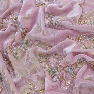 Tissu en velours de rayonne de luxe avec motif floral 3D perlé et broderie fil doré, artisanat lourd pour abayas et robes de soirée haut de gamme - Product Image 2