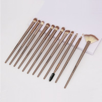Ensemble professionnel de 12 pinceaux de maquillage pour les yeux en nylon végétalien, nouvelle arrivée, très bien notés, pinceaux cosmétiques professionnels