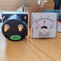 T80 DC Compteur de panneau analogique 0-16V Testeur de voltmètre monophasé Structure de bobine mobile pour chargeur de voiture