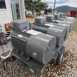 Générateur éolien à aimant permanent 10 kW IP54 étanche et anticorrosion pour utilisation en milieu marin isolé ou sur île - Product Image 1