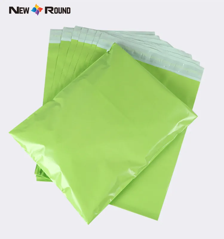 Sacs de courrier en plastique personnalisés de toutes tailles disponibles, sacs de courrier imprimés poly pour vêtements, sac de courrier pour emballage de vêtements