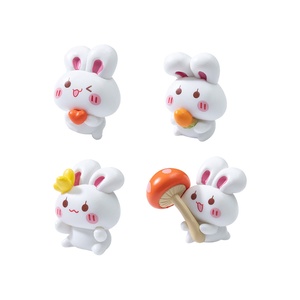 Figurine miniature mignonne en forme de cœur de carotte et de lapin en PVC, accessoire de décoration de jardin DIY, ornement de bureau - Product Image 5