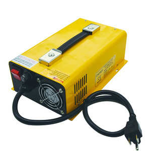 Pengisi Daya Baterai Tahan Api FUNELEC Model FN-1000W 1000W Smart <span class=keywords><strong>DC</strong></span>/AC untuk Sepeda Motor/Skuter, Baterai Asam Timbal <span class=keywords><strong>12V</strong></span>-72V, Pengisian Cepat - Product Image 5