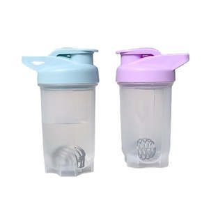 卸売食洗機対応カスタムジムフィットネススポーツBPAフリープラスチックスパイスカスタムロゴジム空きグリッタープロテインシェイカーボトル - Product Image 1
