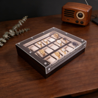 Boîte de rangement pour montres en bois massif à 6 emplacements avec couvercle en verre et fenêtre en acrylique pour présentation en magasin