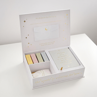 Boîte à cartes postales de rangement d'emballage en papier pliable à fermeture magnétique rose élégante pour ensemble de boîte de cadeaux de bébé nouveau-né cosmétique vêtements