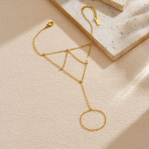 Pulsera de Cadena para Mano de Novia con Anillo de Corazón, Chapada en Oro PVD de 14k y 18k, de Acero Inoxidable 316L que No se Deslustra, para Mujer - Product Image 2