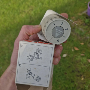 Nouvelle tête thermostatique originale en stock RAVL 013L1200 26 mm, style <span class=keywords><strong>ancien</strong></span>, <span class=keywords><strong>radiateur</strong></span>. Valve TRV Excellent prix et vente en gros PLC - Product Image 2