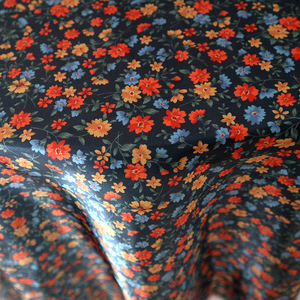 Tissu imprimé en <span class=keywords><strong>satin</strong></span> de rayonne charmeuse personnalisé 100 % <span class=keywords><strong>polyester</strong></span> pour doublure de robes - Product Image 4