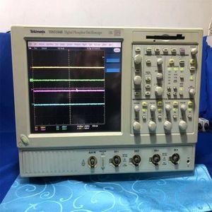 Oscilloscope numérique à phosphore Tektronix TDS5104B 1 GHz Quad Channel 12 GSa/s 8 bits - Product Image 2