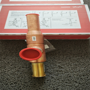 Controlador de Presión Danfoss 034L0026, Tamaño de Puerto de 1.5 Pulgadas, 0-10 Bares, Válvula de Control Industrial - Product Image 1