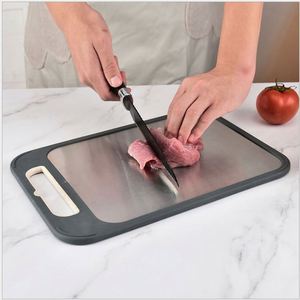 Planche à découper double face en paille de blé et acier inoxydable 304 antidérapante pour la cuisine - Product Image 5