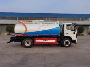 รถดูดฝุ่น Dongfeng D7 8000L แบบสองเพลา 6 ล้อ หมุนได้ 360 องศา °   แขนดูดแบบหมุนสำหรับการดูดตะกอนและอุจจาระอย่างรวดเร็ว - Product Image 5