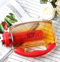 Carafe à eau minimaliste imperméable avec infuseur à fruits, en plastique PET sans BPA, 60 oz (1,8 litre), avec couvercle à ouverture par pression, échantillon gratuit Idealist