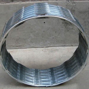 <span class=keywords><strong>Concertina</strong></span> <span class=keywords><strong>de</strong></span> seguridad galvanizada en caliente BTO-22 CBT-65 para cercas en Chile - Product Image 3