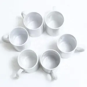 Toptan en kaliteli özel Logo baskılı kupalar 11oz beyaz süblimasyon boşlukları çay kahve kupalar seramik özel Logo