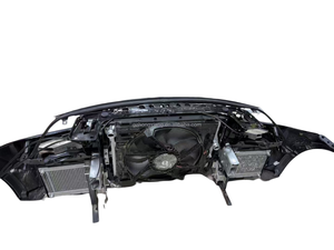 Sistemas de carrocería para automóviles Parachoques delantero universal con radiador para <span class=keywords><strong>BMW</strong></span> M3 F80 M4 F82 F83 El automóvil incluye recortes de luz antiniebla Condición usada - Product Image 4