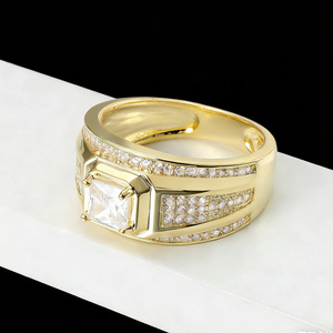 Anillo de Hombre con Circonita Cúbica y Latón, Tendencia en Joyería 2025, Estilo Atrevido, Popular en Redes Sociales - Product Image 3