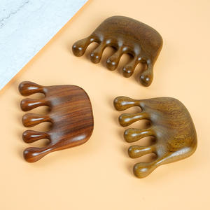 Venta directa de fábrica Nueva llegada Peine de masaje de sándalo natural Peine de meridiano de cabeza Peine de masaje de cuero cabelludo de cara ancha - Product Image 5