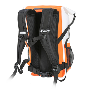 Mochila Ligera de PVC Resistente al Agua, Portátil para Campamento al Aire Libre, Diseño Seco Enrollable Flotante, Informal y Resistente - Product Image 6