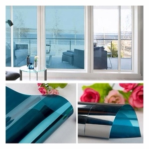 Pellicola Decorativa Riflettente Metallizzata Autoadesiva in PET Anti-UV e Antiesplosione da 2mil <span class=keywords><strong>per</strong></span> <span class=keywords><strong>Finestre</strong></span> di Edifici, a <span class=keywords><strong>Risparmio</strong></span> <span class=keywords><strong>Energetico</strong></span> Solare - Product Image 3