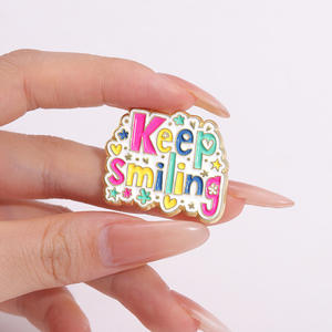 Broche lettre texte série inspirante créative garder le sourire jaune soleil accessoire phrases colorées émail doux positif - Product Image 4