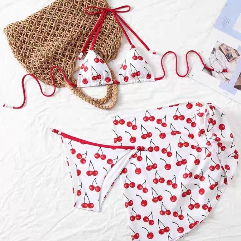 ชุดสีขาว