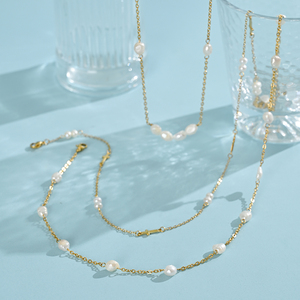 Collar de cadena de oro con cruz y perlas, dos dijes de cruz, pares de perlas, inspirado en la fe, ajustable, joyería diaria para mujer - Product Image 2