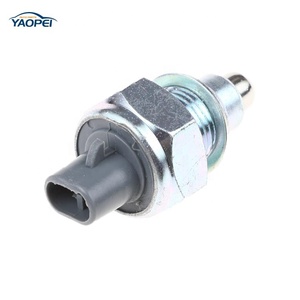 Interrupteur de <span class=keywords><strong>feu</strong></span> de <span class=keywords><strong>recul</strong></span> 84210-52050 pour Toyota Avensis - Product Image 3