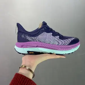 Nouvelles Chaussures de Course et Baskets Designer pour Femmes et Hommes Mafate Speed 4 Antidérapantes à Motif, Rehaussantes, Style Marche - Product Image 5