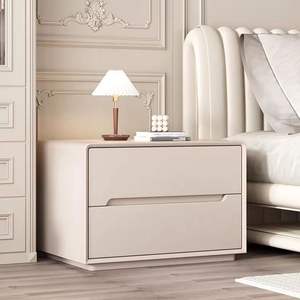 Mesita de noche moderna color crema con 2 cajones y gabinete de almacenamiento para dormitorio, diseño ensamblado - Product Image 1