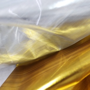 <span class=keywords><strong>Tissu</strong></span> en lamé métallique à prix le plus bas avec des couleurs or, argent, blanc, orange, rouge, rose, toucher doux pour les drapeaux de scène - Product Image 2