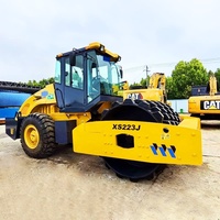 Compacteur de sol XS223J 22 tonnes reconditionné avec système de vibration optimisé pour les tâches de renforcement des fondations des routes urbaines