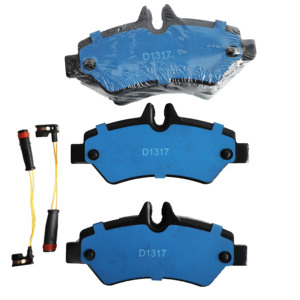 DSS <span class=keywords><strong>Plaquette</strong></span> <span class=keywords><strong>de</strong></span> <span class=keywords><strong>frein</strong></span> céramique haute performance sans bruit avec capteur <span class=keywords><strong>de</strong></span> <span class=keywords><strong>plaquette</strong></span> <span class=keywords><strong>de</strong></span> <span class=keywords><strong>frein</strong></span> plaquettes <span class=keywords><strong>de</strong></span> <span class=keywords><strong>frein</strong></span> <span class=keywords><strong>de</strong></span> voiture D1317 pour MERCEDES BENZ - Product Image 5