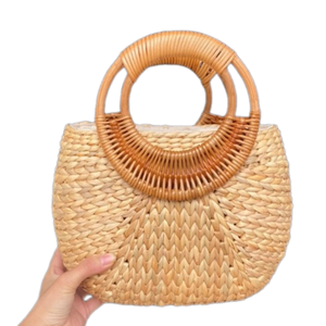 กระเป๋าหวายสีน้ำตาลอ่อนสำหรับชายหาดสไตล์ผักตบชวาทอลายคลาสสิกจากเวียดนามของขวัญจากผู้ผลิต - Product Image 1
