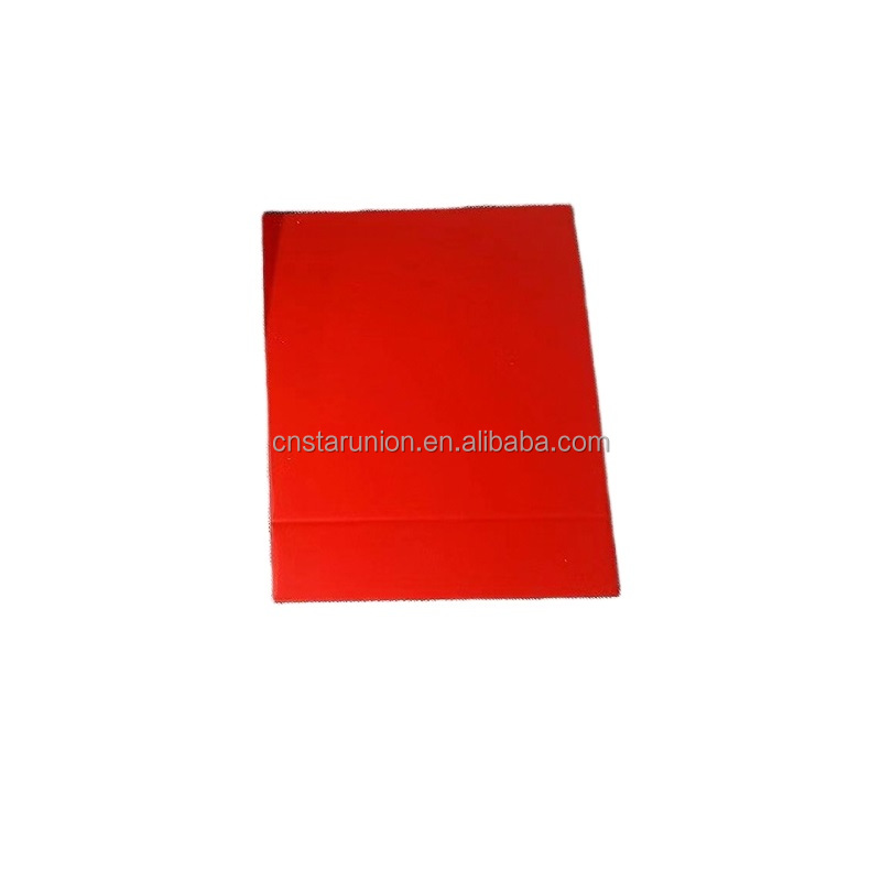 Boîte extérieure rouge