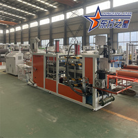 Machine de fabrication de plateaux de semis en plastique pour la plantation