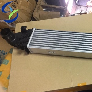 Intercooler 2045000000 pour <span class=keywords><strong>Mercedes</strong></span> Benz W207 / 204 Classe E C A2045000000 A204 500 00 00 204 500 00 00 - Product Image 1