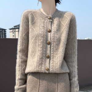 100% Reine Wolle Herbst Neue Koreanische Damen-Strickjacke mit Regulärem Ausschnitt Einfarbig Gedrehtes Zopfmuster Dicker <span class=keywords><strong>Cardigan</strong></span> Schlankmachender Pullover - Product Image 3