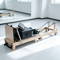 Reformer de Pilates pliable en bois d'hévéa, machine compacte pour entraînement Pilates à domicile avec accessoires à ressorts complets