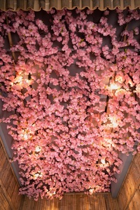 Árbol de cerezo Artificial para exteriores, flores rosas grandes de 8 pies - Product Image 3