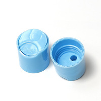 Capsules en plastique brillantes à surface lisse avec opercule supérieur 24/410 28/410 rose bleu vert pour flacons de soin avec joint d'étanchéité à induction