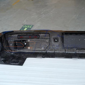 Kit carrosserie pour G-wagon G500 <span class=keywords><strong>G63</strong></span> W464 au style G900 <span class=keywords><strong>Brabus</strong></span> : Lèvre de pare-chocs en fibre de carbone sèche et calandre de classe G - Product Image 4