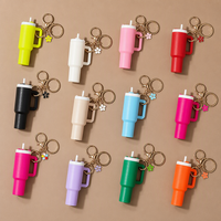 Gantungan Kunci Tumbler Mini Motif Bunga, Tempat Lip Balm, Gantungan Kunci untuk Tas Wanita, Ransel, dan Cangkir