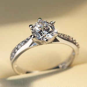 Anello con Design a Sei Punte Stile Classico Anello di Fidanzamento per Donne - Product Image 2