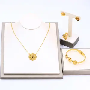 Mother's Day Gift Gold 18K Stainless Steel Daisy Flower Necklace Earrings Bracelet Ring 4 Piece Jewelry Set Wholesale for Women